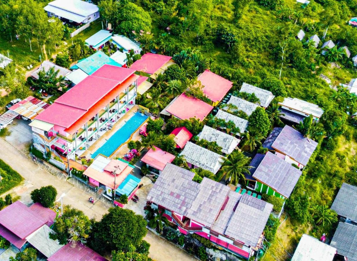 Pinky Bungalow Resort & Villa - Sha Extra Plus Koh Lanta Exterior photo