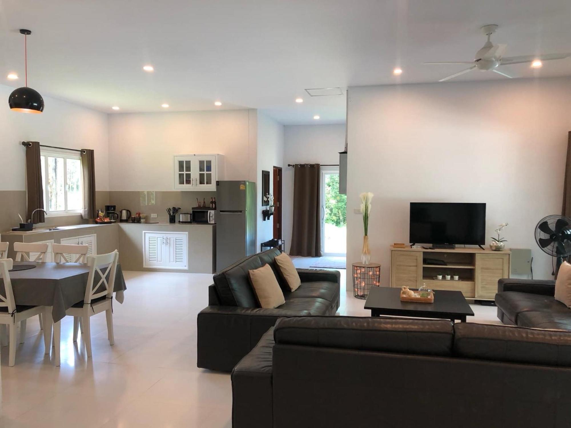 Pinky Bungalow Resort & Villa - Sha Extra Plus Koh Lanta Exterior photo