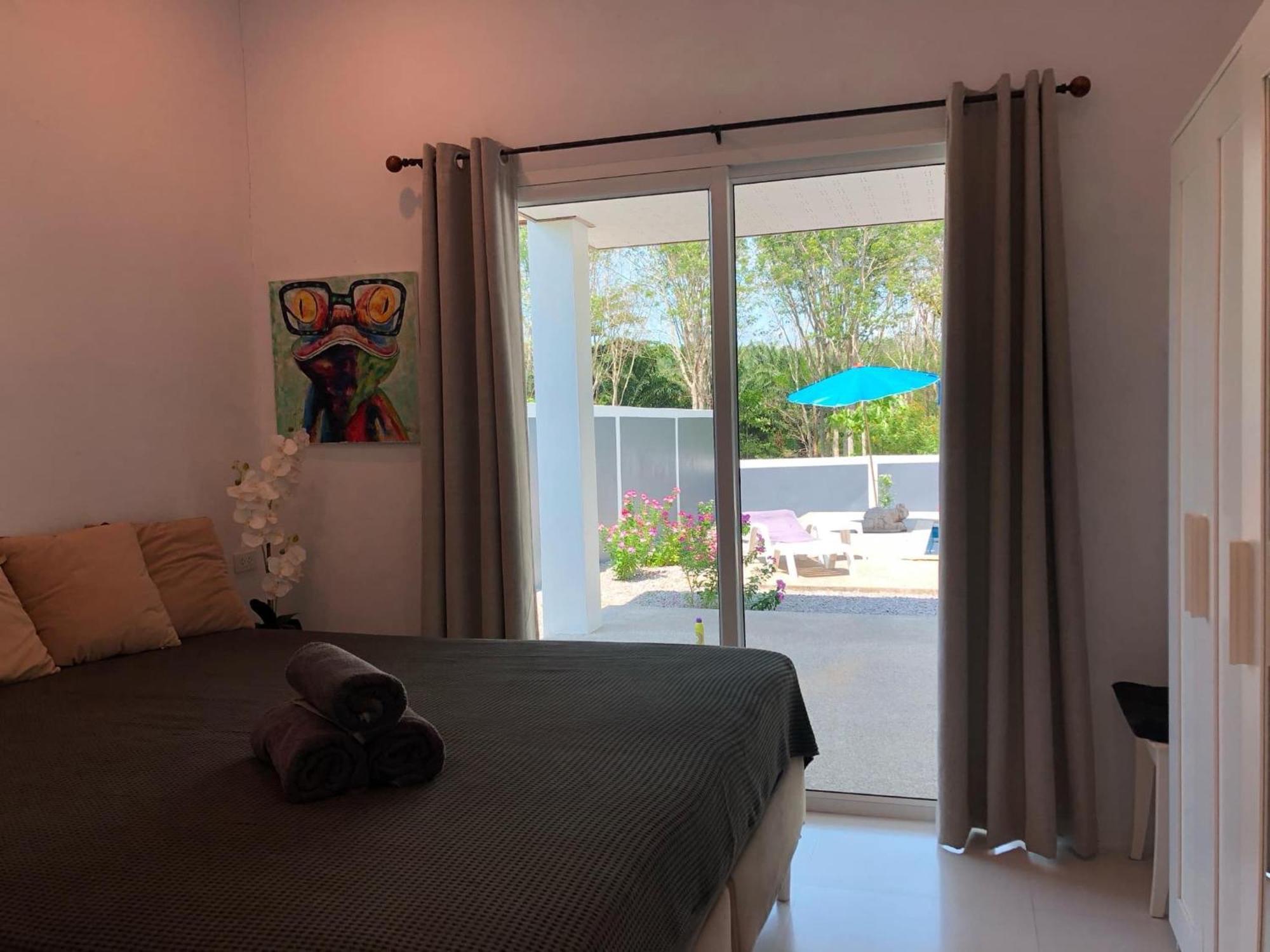 Pinky Bungalow Resort & Villa - Sha Extra Plus Koh Lanta Exterior photo